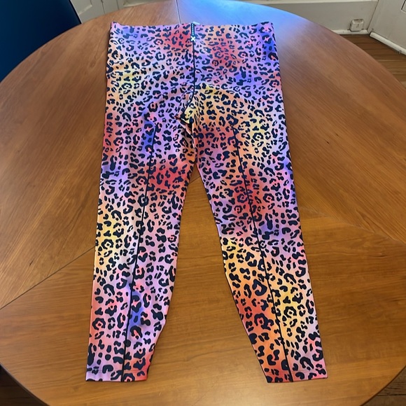 Savage X Fenty colorful leopard print leggings, plus size 3X - Picture 6 of 9
